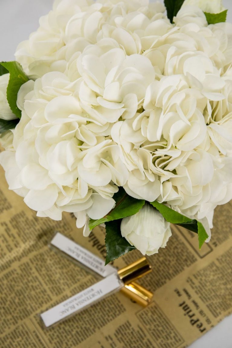 LHRB01 - Geurbloemen Hortensia en rozen boeket - Cote Noire