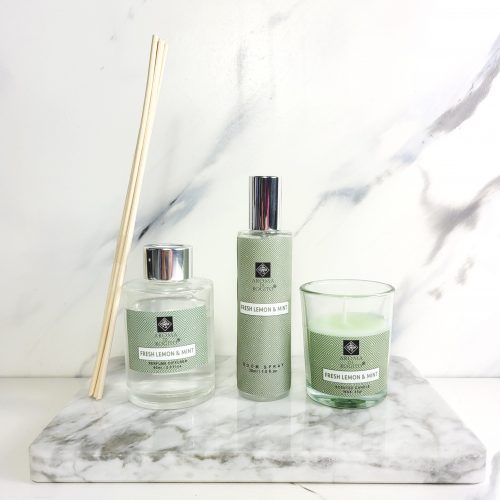 Cadeauset Fresh Lemon & Mint met geurstokjes geurkaars en roomspray in cadeauverpakking